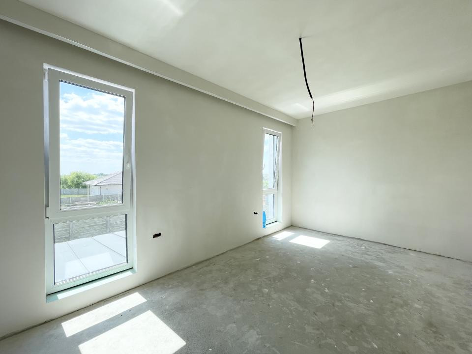 Duplex 5 camere, 130mp, 330 mp teren - Urseni