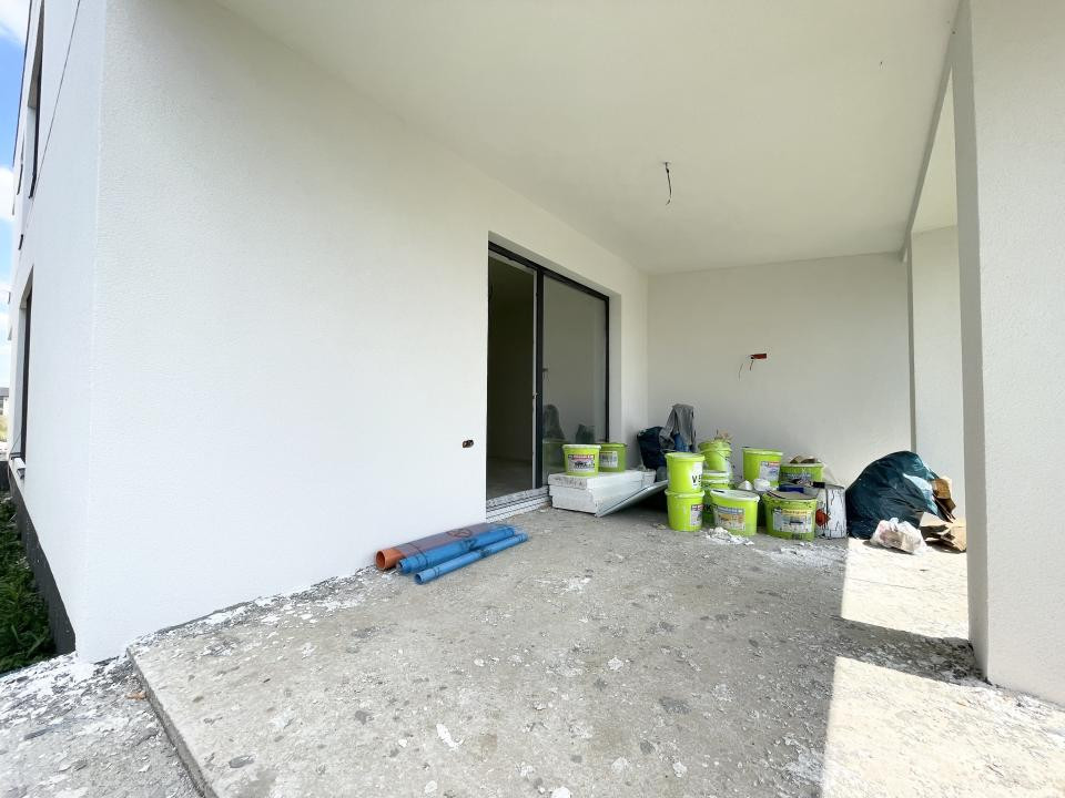 Duplex 5 camere, 130mp, 330 mp teren - Urseni