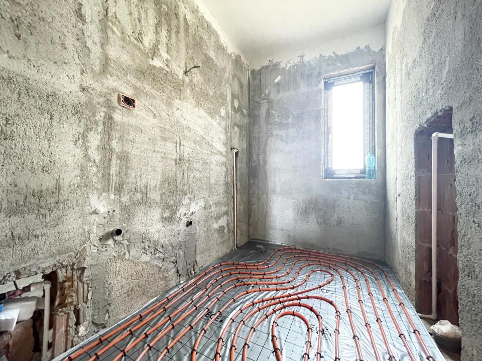Duplex 3 camere, 85mp, 400 mp teren - Mosnita Noua