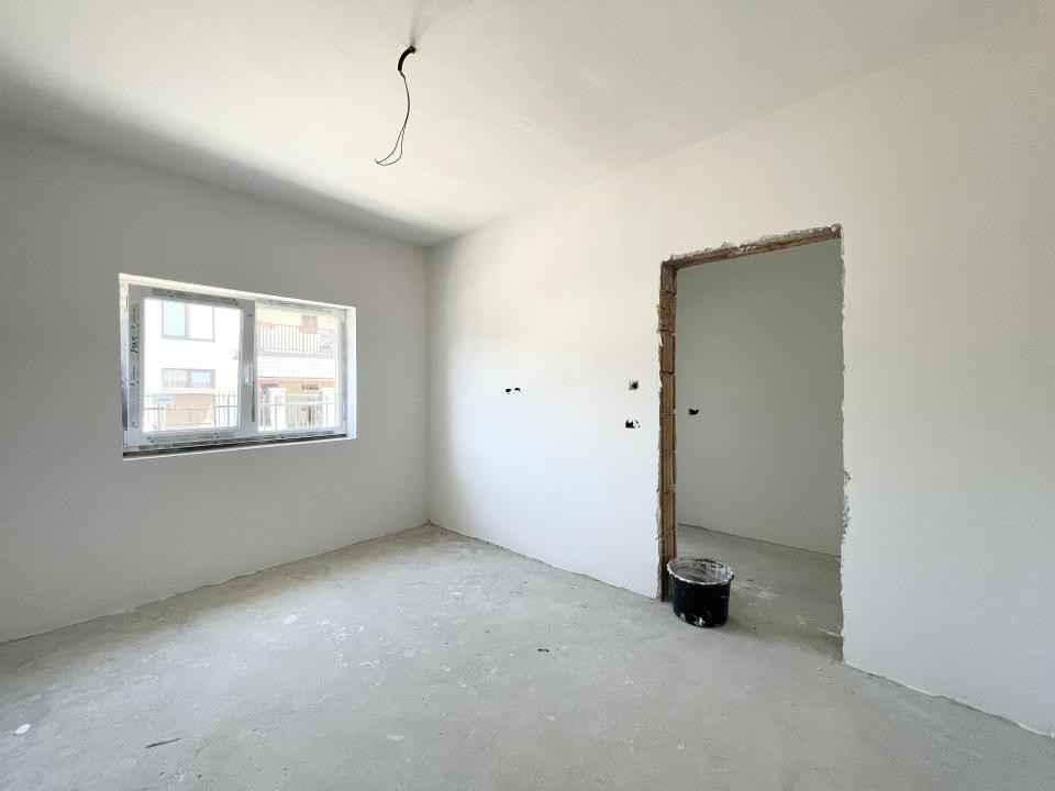 Duplex 3 camere centru Mosnita Veche