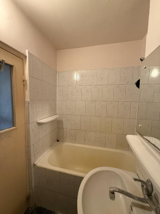 Apartament 2 camere, decomandat, 54 mp utili - Complexul Studentesc