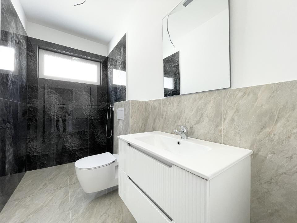 Duplex 4 camere despartit prin camera tehnica - Urseni