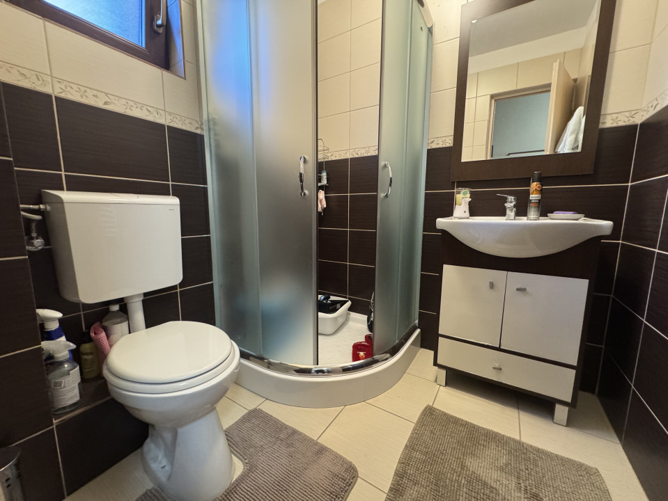 Duplex 4 camera, 120mp utili, 330mp teren-Mosnita Noua