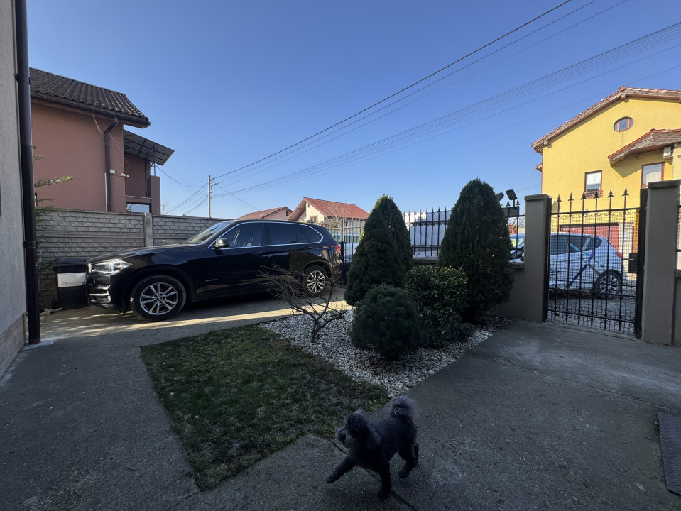 Duplex 4 camera, 120mp utili, 330mp teren-Mosnita Noua