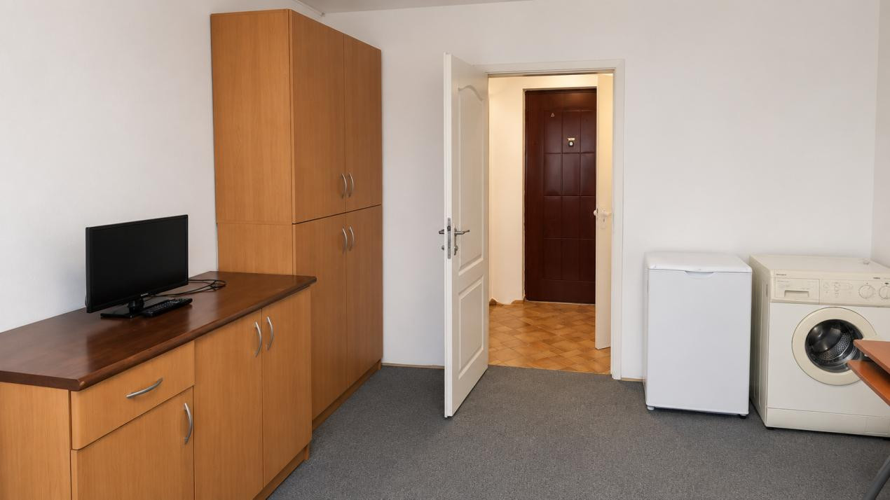 Garsoniera 22 mp mobilata - Zona Aradului Timisoara