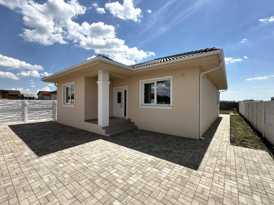 Casa Individuala 4 camere, 540mp teren - Mosnita Noua