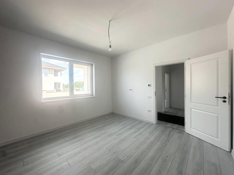 Casa Individuala 4 camere, 540mp teren - Mosnita Noua