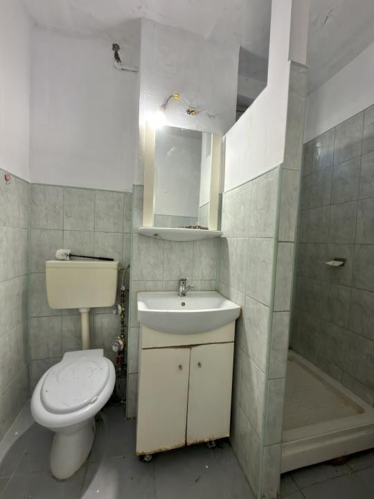 Apartament 2 camere, decomandat, etaj 2, zona Sagului 