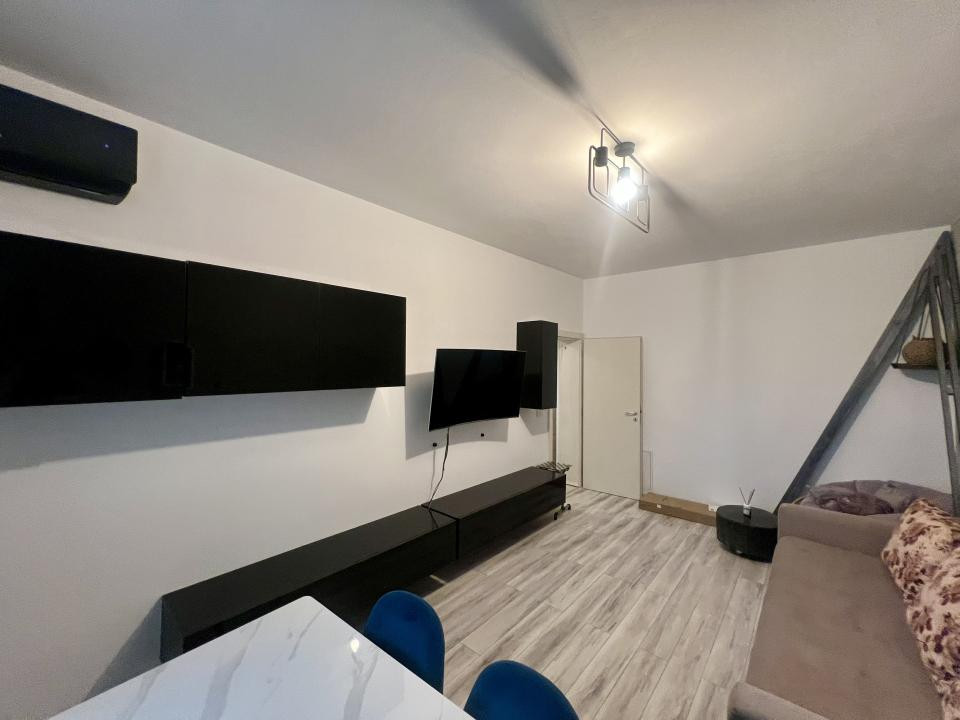  DE INCHIRIAT Apartament 2 camere, 54 mp, parter - Giroc