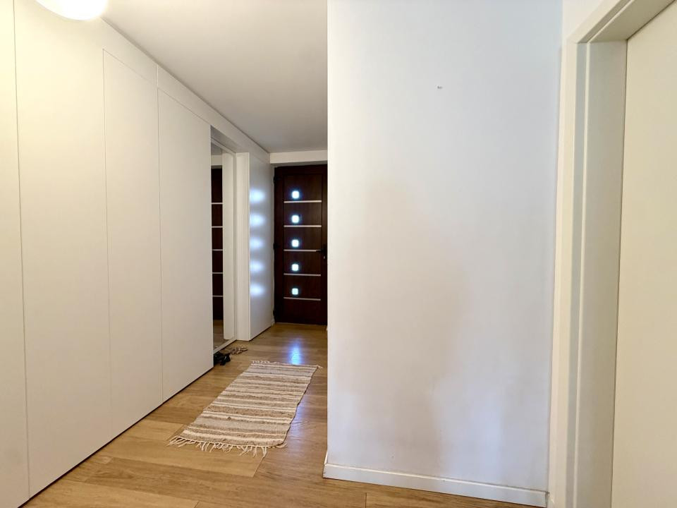 Triplex 4 camere, 101 mp utili, 150 mp teren - Dumbravita 