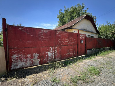 Casa de demolat cu teren 575 mp - zona centrala - Vatra Veche, Dumbravita 