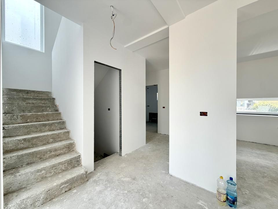 Duplex modern 4 camere, 105 mp utili, 305 mp teren - Dumbravita 