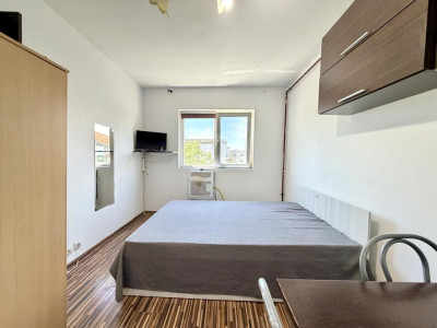 Garsoniera 1 camera, 15 mp utili, etaj 4 - Zona Lipovei 
