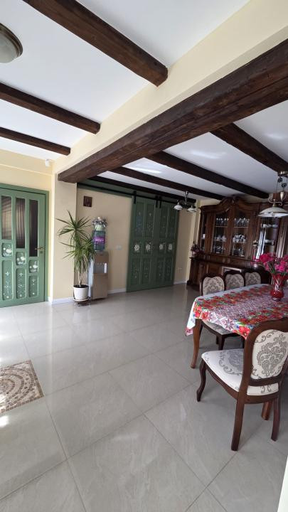 Casa din povesti, 5 camere, pe parter- zona Lipovei Timișoara 
