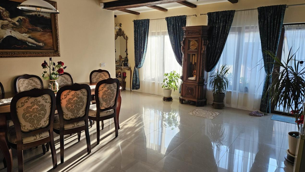 Casa din povesti, 5 camere, pe parter- zona Lipovei Timișoara 
