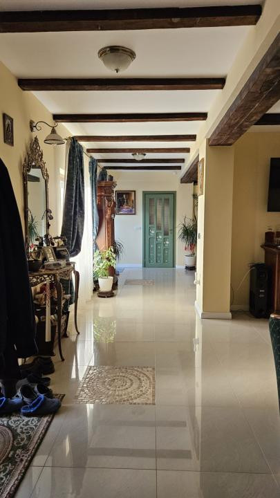 Casa din povesti, 5 camere, pe parter- zona Lipovei Timișoara 