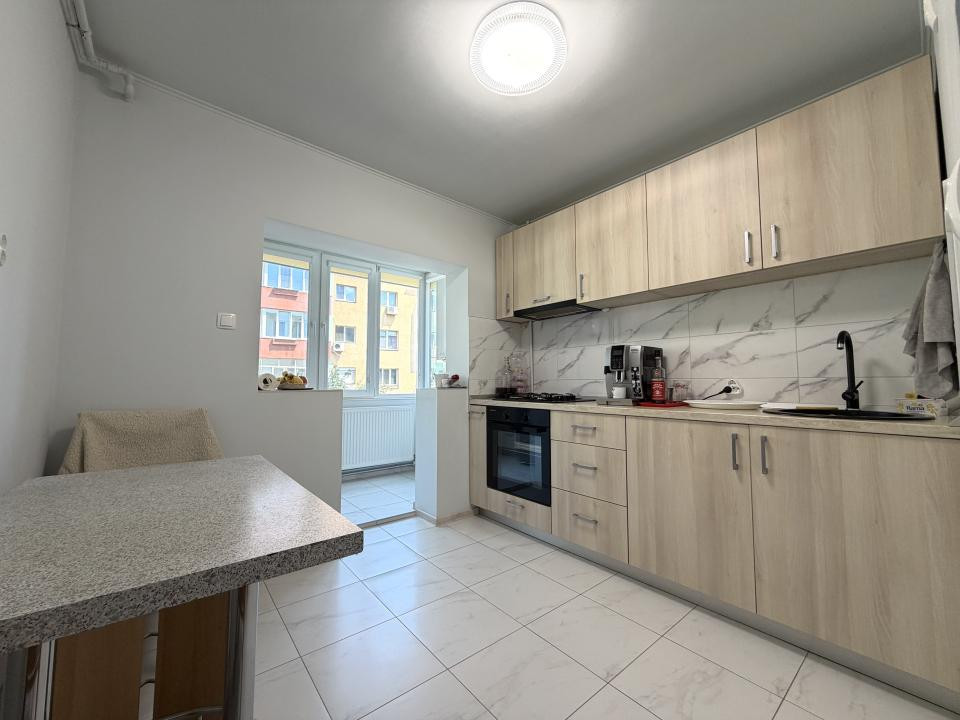 Apartament 3 camere, 68 mp utili, etaj 2, garaj, 2 boxe - Plavat II