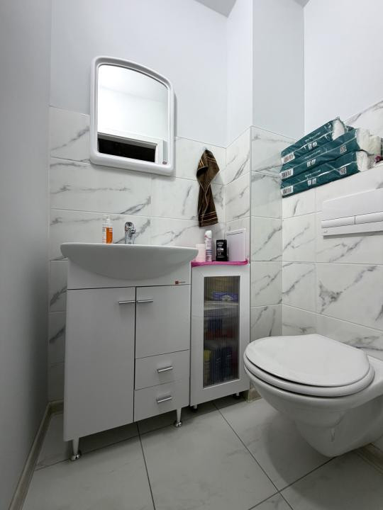 Apartament 3 camere, 68 mp utili, etaj 2, garaj, 2 boxe - Plavat II