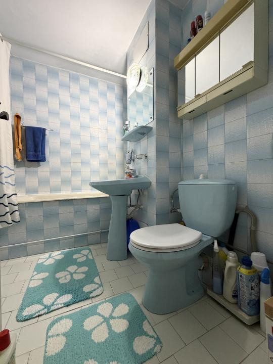 Apartament 3 camere, 68 mp utili, etaj 2, garaj, 2 boxe - Plavat II