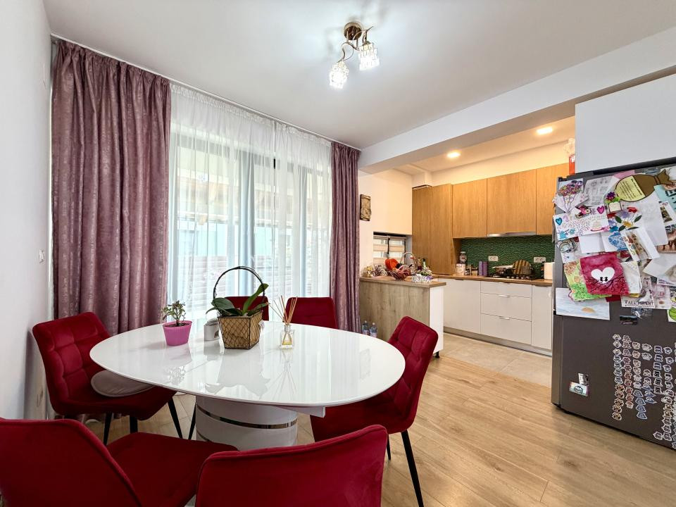 Triplex 3 camere, 80 mp utili, 120 mp teren - Dumbravita 