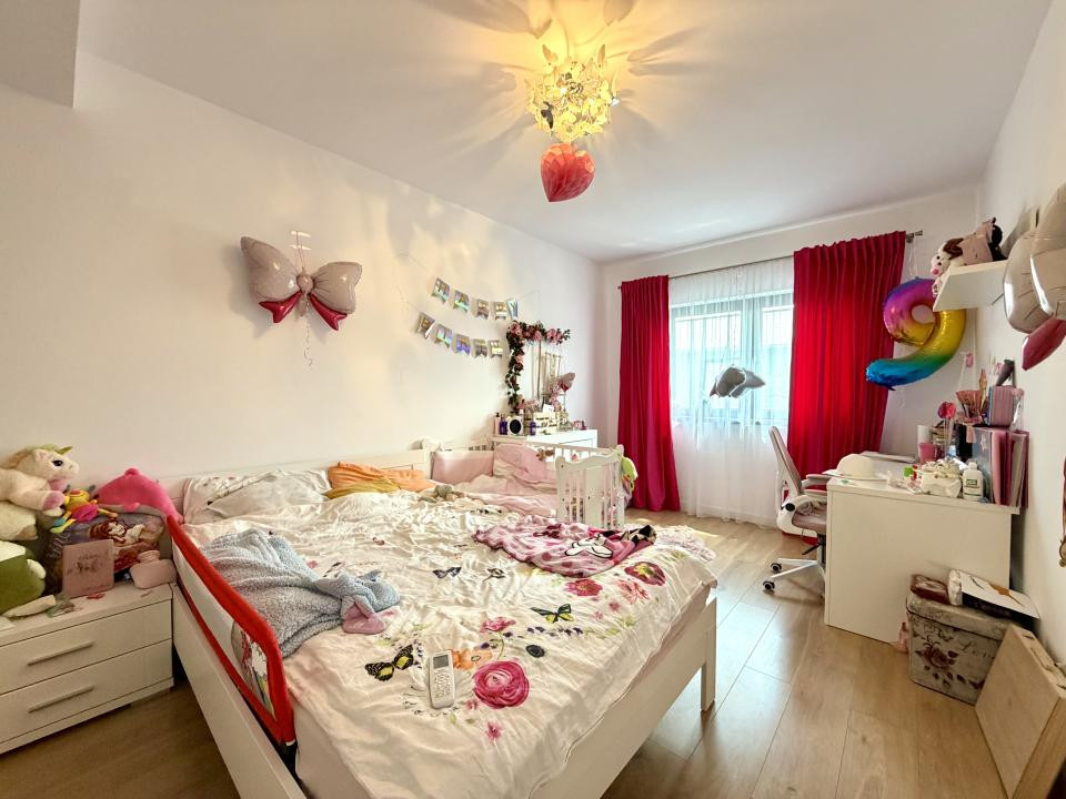 Triplex 3 camere, 80 mp utili, 120 mp teren - Dumbravita 