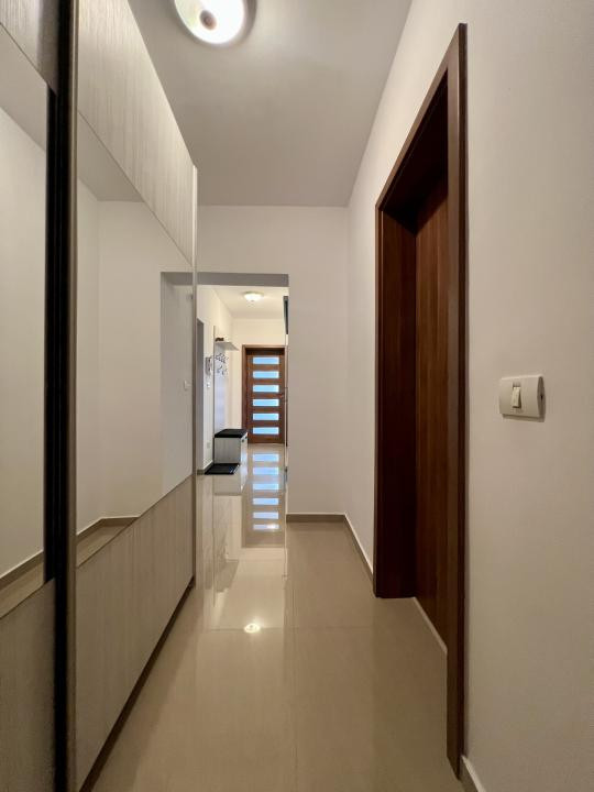  Apartament modern, 2 camere, 55 mp, decomandat, etaj 1 - Giroc