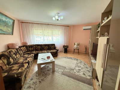 Apartament 3 camere, 68 mp utili + balcon, mobilat si utilat - Soarelui
