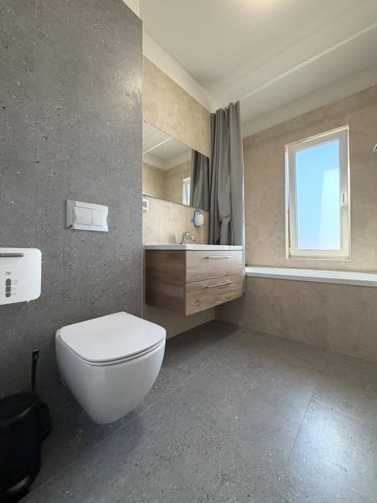 Penthouse 2 camere, 51 mp utili, 45mp terasa, etaj 3 - Mehala 