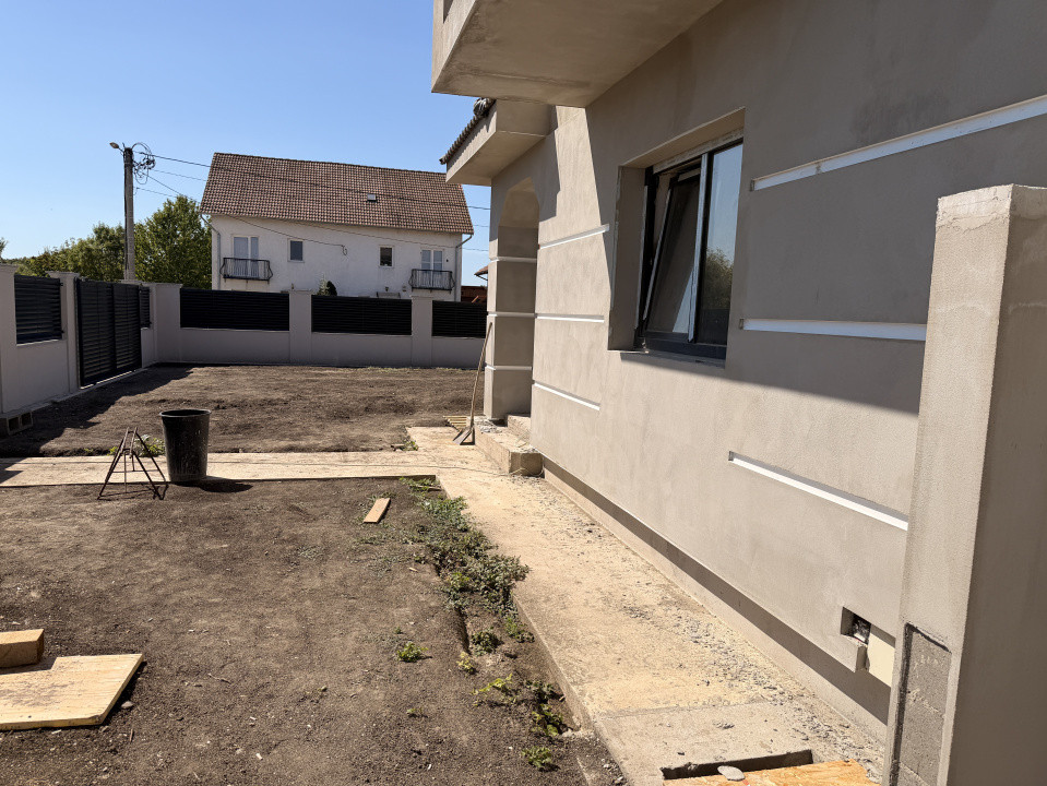 Duplex 4 camere, 125 mp utili, 350 mp teren, terasa 10mp - Giarmata Vii