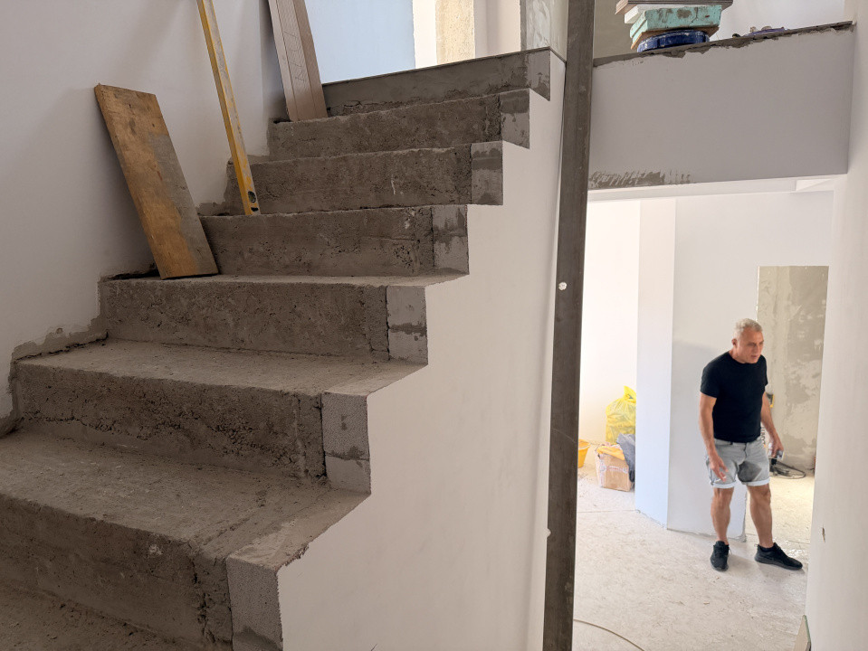 Duplex 4 camere, 125 mp utili, 350 mp teren, terasa 10mp - Giarmata Vii