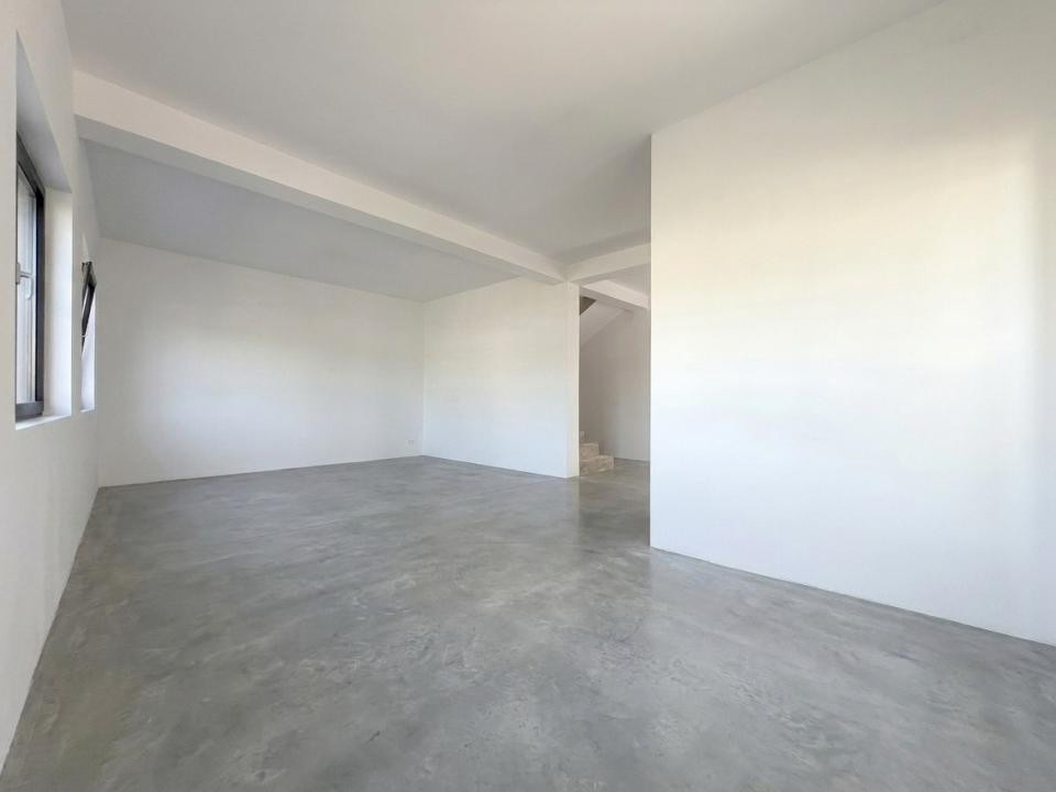 Duplex 4 camere, 125mp utili, 350mp teren, terasa 10mp - Giarmata vii