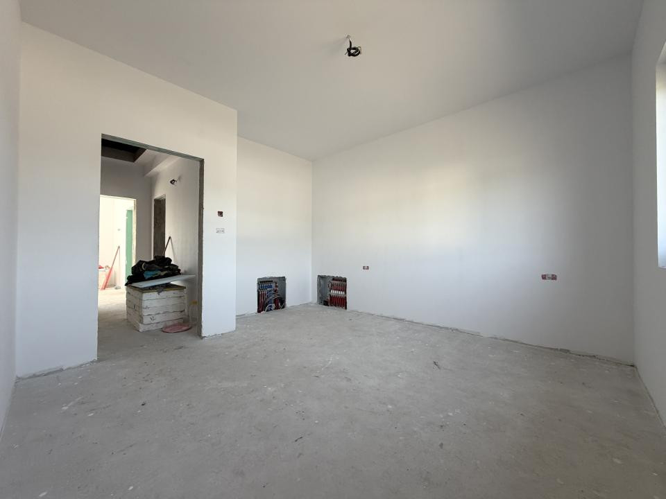 Duplex 4 camere, 125mp utili, 350mp teren, terasa 10mp - Giarmata vii