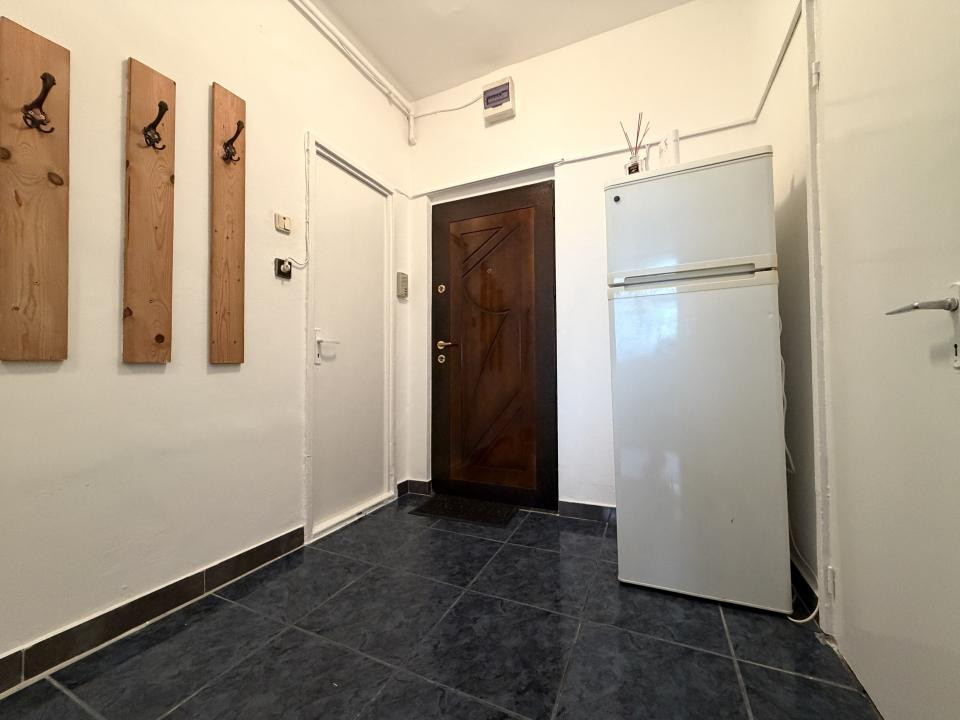 Apartament 1 camera, 32mp utili, etaj 2, mobilat-Complexul studențesc 