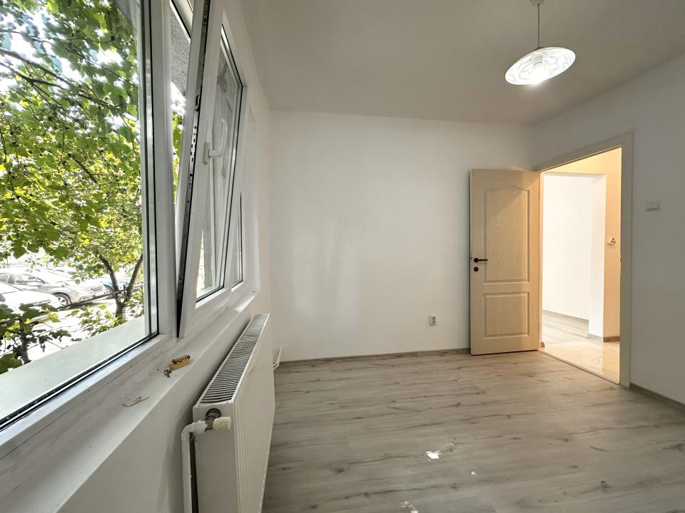 Apartament renovat 2 camere - Calea Sagului