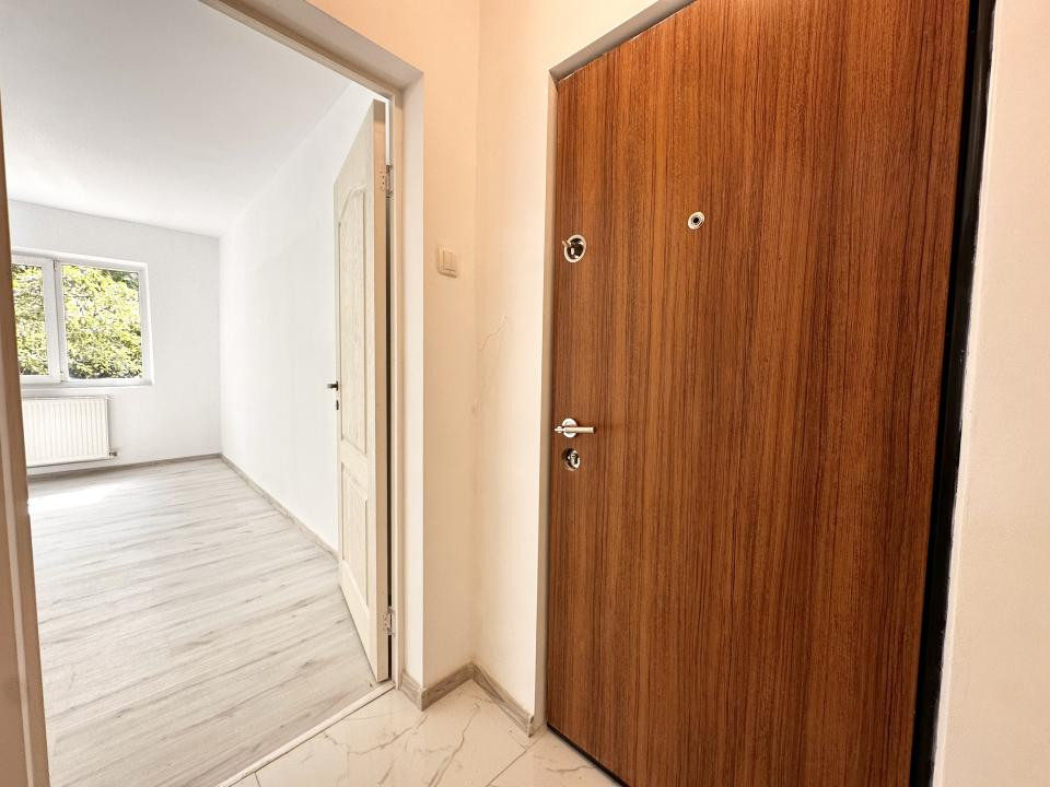 Apartament renovat 2 camere - Calea Sagului