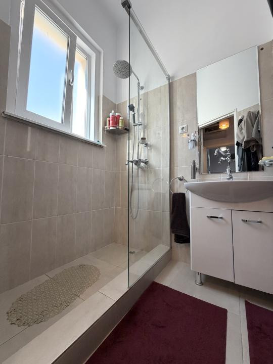 Apartament 2 camere, 67mp utili, etaj 3, renovat complet-Ultracentral