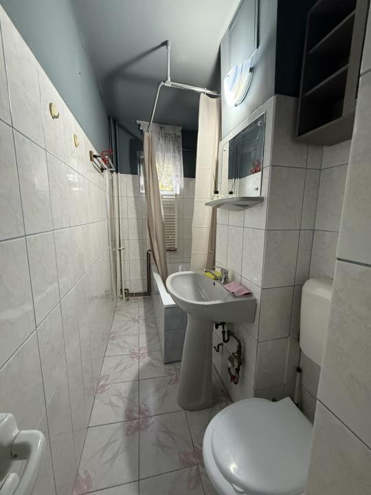 Apartament cu 2 camere, 40 mp, etaj 2 - Tiografilor