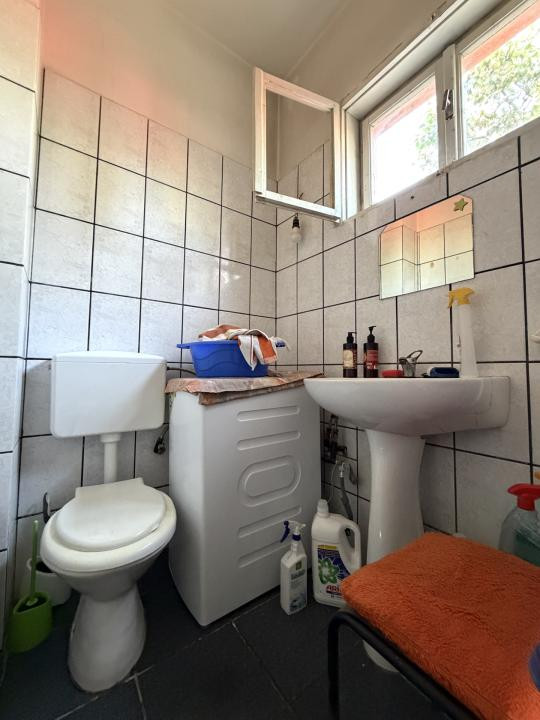 Casa individuala 6 camere, 165 mp utili, 641 mp teren - Ghiroda 
