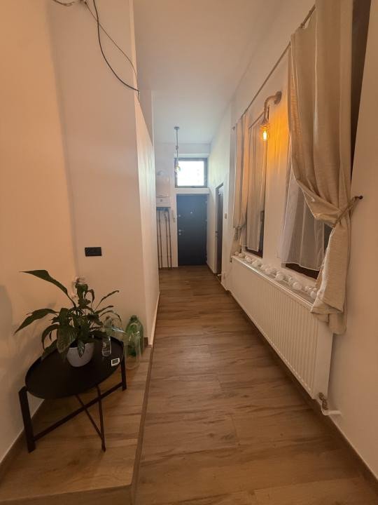 Apartament deosebit, 47 mp utili + balcon 5 mp, etaj 1 - Piata Sinaia