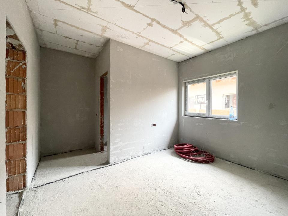 Duplex 3 camere 80mp, toate utilitatile - Mosnita