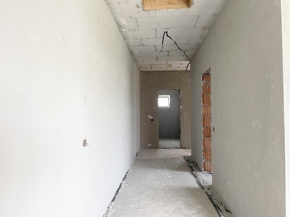 Duplex 3 camere 80mp, toate utilitatile - Mosnita