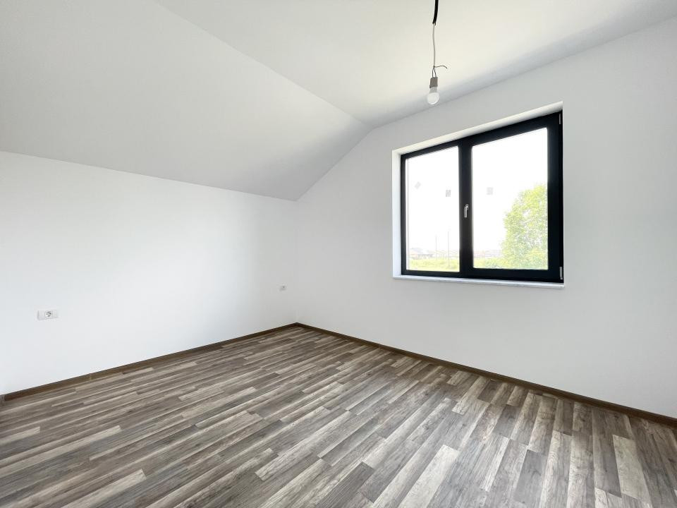 Duplex 4 camere, 131 mp - Mosnita Veche COMISION 0%