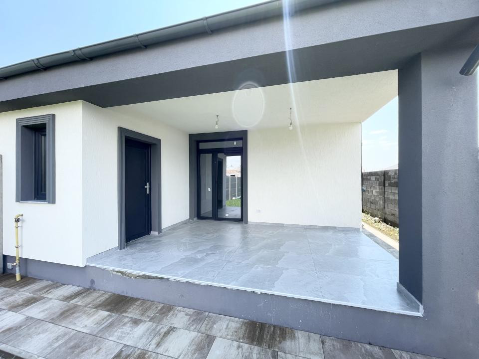 Duplex 4 camere, 131 mp - Mosnita Veche COMISION 0%
