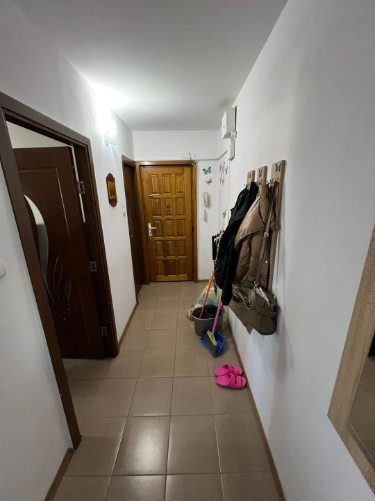  DE INCHIRIAT Apartament 2 camere, 52 mp, etaj 3 - Spitalul Judetean