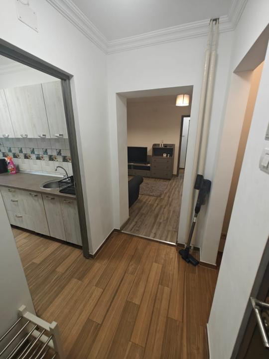  DE INCHIRIAT Apartament 2 camere, 57 mp, parter - Zona Medicinei