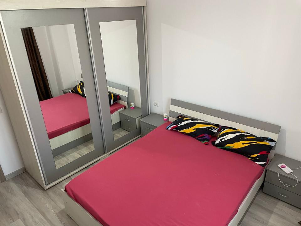  DE INCHIRIAT Apartament 2 camere, 55 mp, etaj 1 - zona Girocului