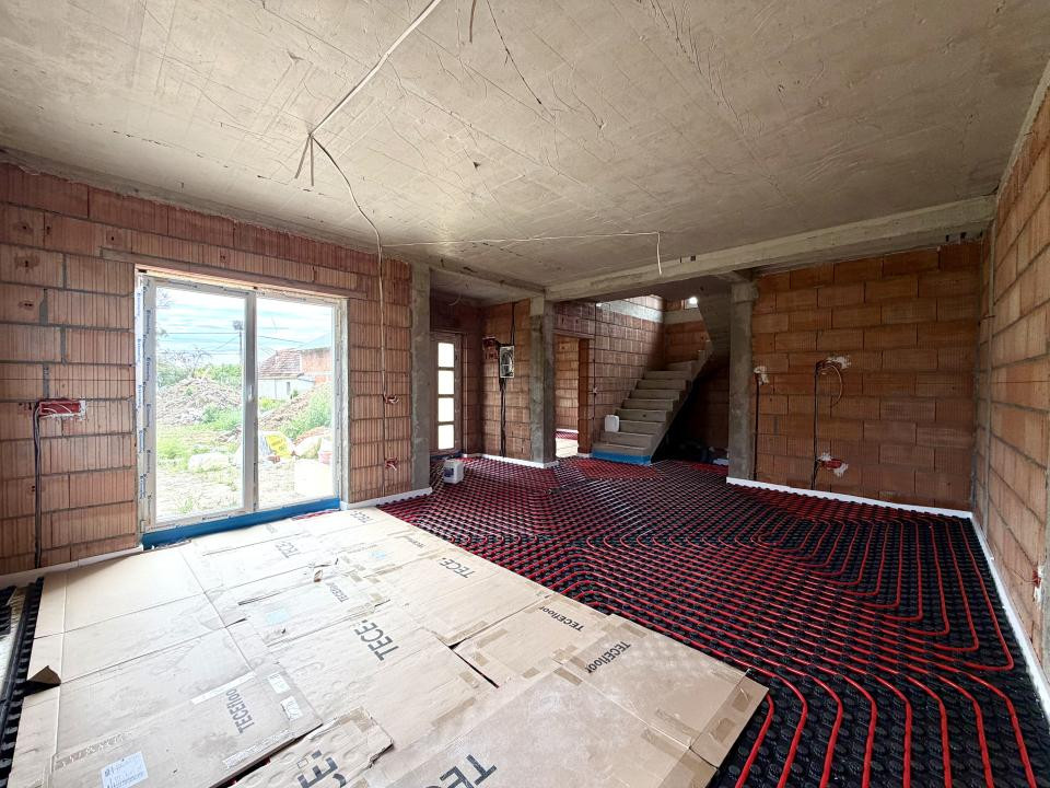 Casa individuala, moderna 4 camere, 411 mp teren - Sanandrei 