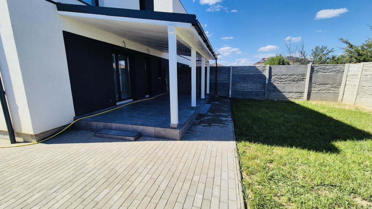 Duplex 4 camere, 110mp utili, 290mp teren in Giroc