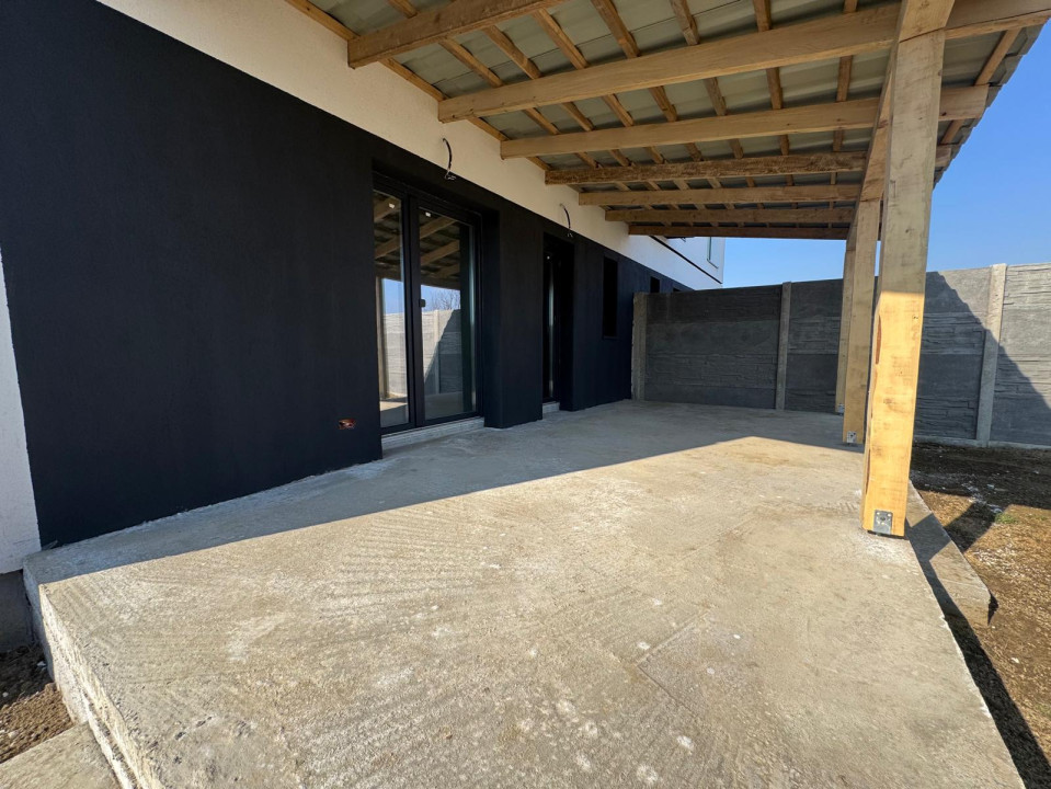 Duplex 4 camere, 110mp utili, 290mp teren in Giroc