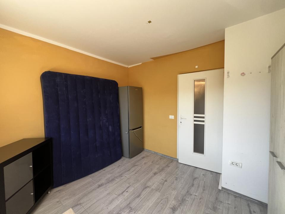 Garsoniera, 18mp utili, etaj 3 - zona UMT